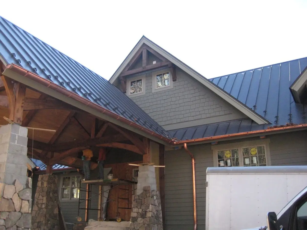 Craftsman Roofing team delivering quality roofing work in Flagg Spring